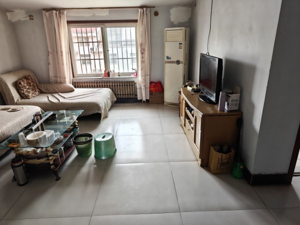 牟山一區(qū)，房屋出售！